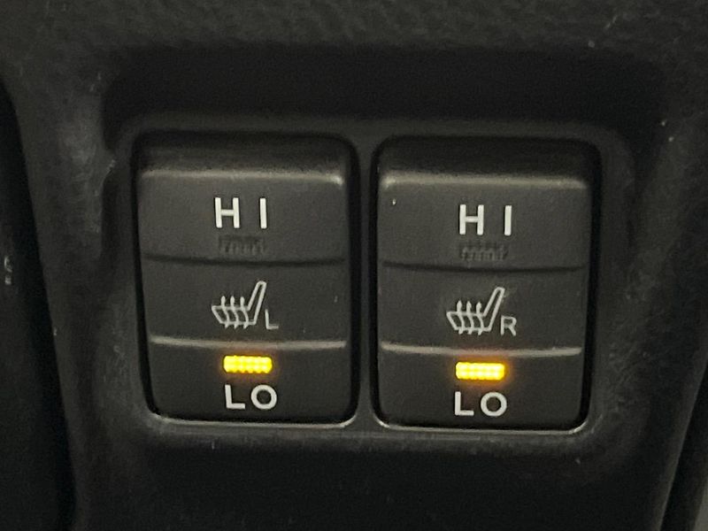 2019 Toyota Voxy DAA-ZWR80W (UW-6a83cec118058)[15]