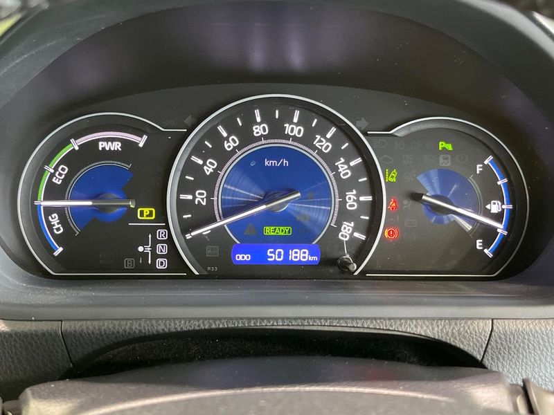 2019 Toyota Voxy DAA-ZWR80W (UW-6a83cec118058)[17]