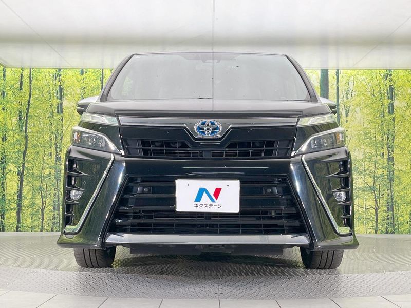 2021 Toyota Voxy 6AA-ZWR80W (UW-6a83cec1ef231)[13]
