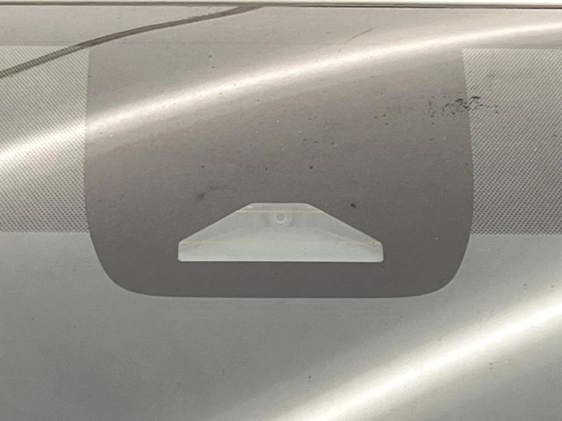 2022 Toyota Voxy 6AA-ZWR90W (UW-6a83cec4e5b34)[4]