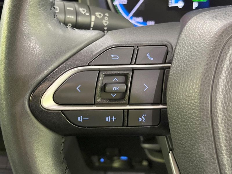 2022 Toyota Voxy 6AA-ZWR90W (UW-6a83cec502b42)[26]