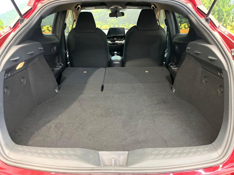 2018 Toyota C-HR DAA-ZYX10 (UW-6a83ced3944f2)[20]
