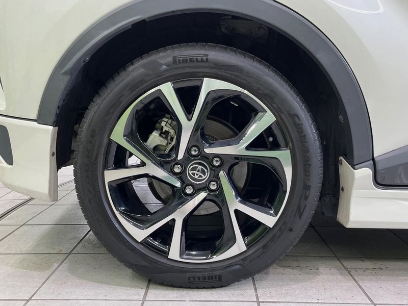 2018 Toyota C-HR DAA-ZYX10 (UW-6a83ced53e900)[17]