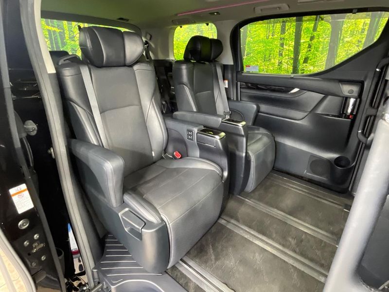 2019 Toyota Alphard DBA-AGH30W (UW-6a851cdb33af8)[29]