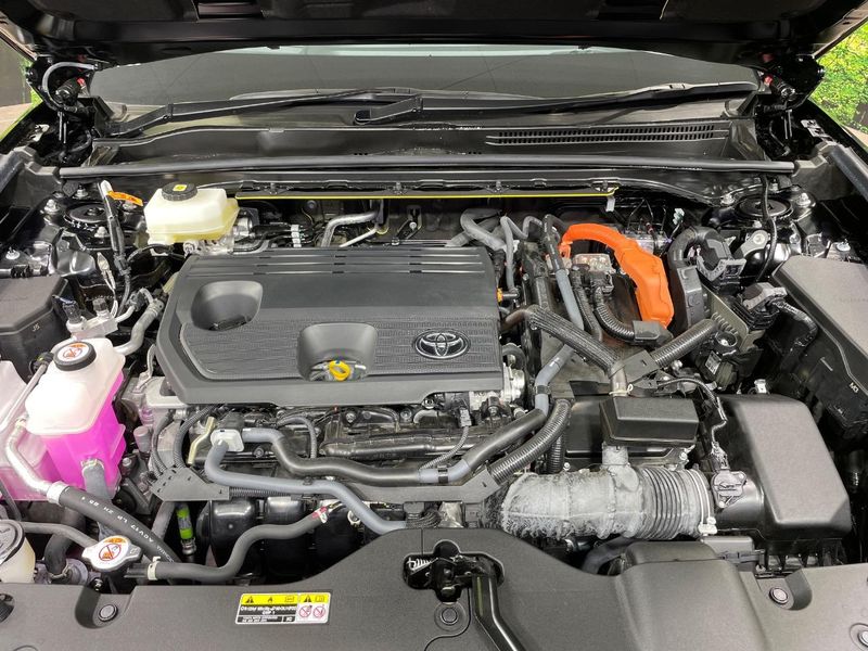 2025 Toyota Crown Sports 6AA-AZSH36W (UW-6a851d2067e57)[14]