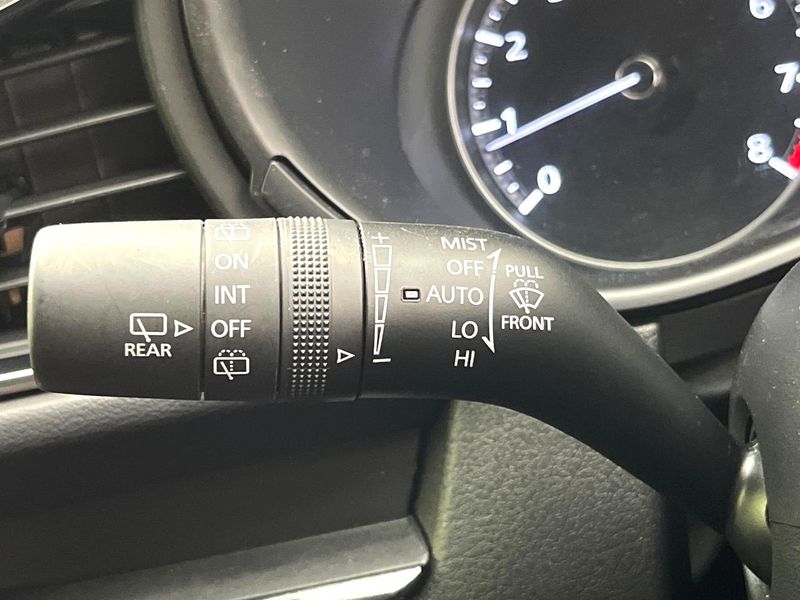 2022 Mazda CX-30 5AA-DMEJ3P (UW-6a851d66a2e77)[16]