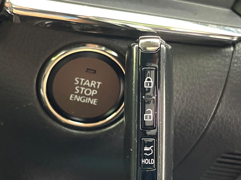 2022 Mazda CX-30 5AA-DMEJ3P (UW-6a851d66a2e77)[10]