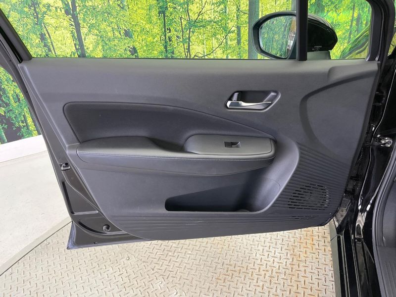2021 Nissan Note 6AA-E13 (UW-6a851d7296fef)[27]