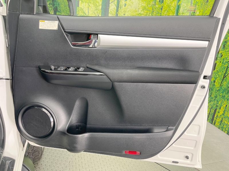 2018 Toyota Hilux QDF-GUN125 (UW-6a851dc01d6d1)[28]