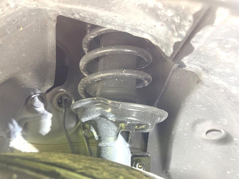 2022 Honda N-BOX CUSTOM 6BA-JF3 (UW-6a851e1fa908d)[6]