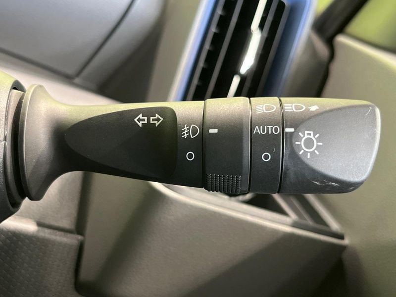 2020 Daihatsu Tanto 5BA-LA650S (UW-6a851e9caba73)[15]