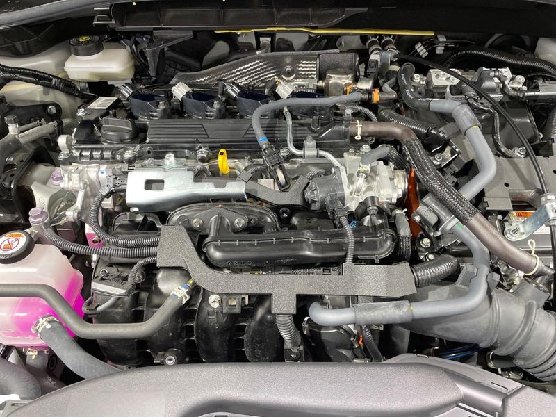 2025 Toyota Corolla Cross 6AA-MXGH15 (UW-6a851f328604e)[4]