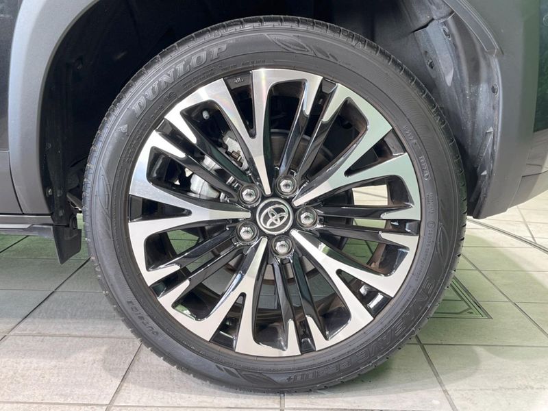 2024 Toyota Yaris Cross 6AA-MXPJ10 (UW-6a851f4456cef)[13]