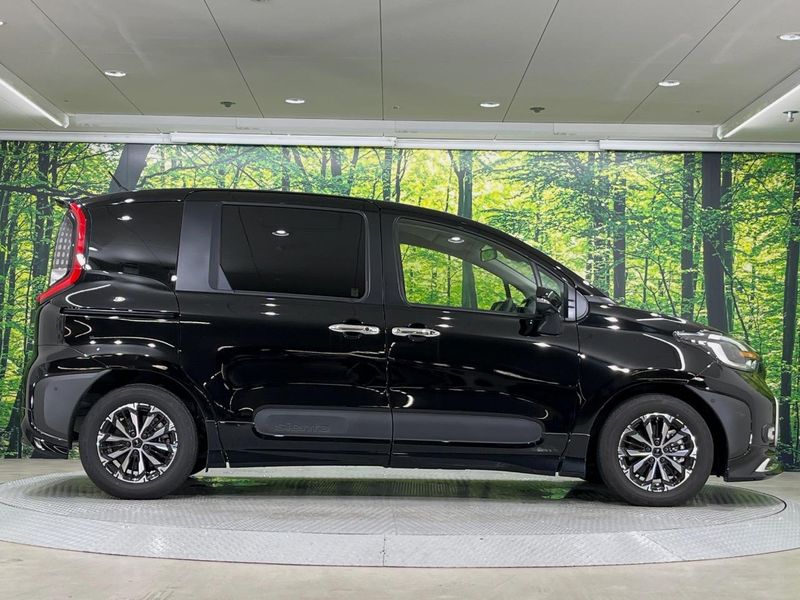 2024 Toyota Sienta 6AA-MXPL10G (UW-6a851f52a3035)[16]