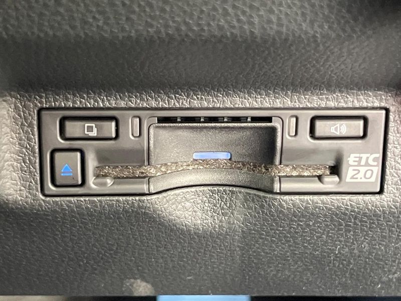 2025 Toyota Sienta 6AA-MXPL10G (UW-6a851f53d9b5c)[13]
