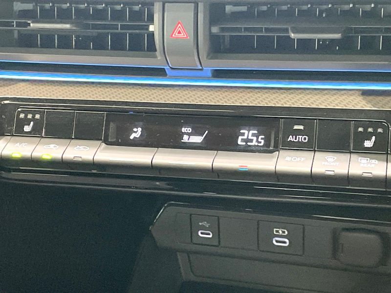2024 Toyota Prius 6AA-MXWH60 (UW-6a851f66d1e37)[26]