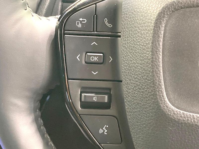 2025 Toyota Prius 6AA-MXWH60 (UW-6a851f68c34cb)[28]
