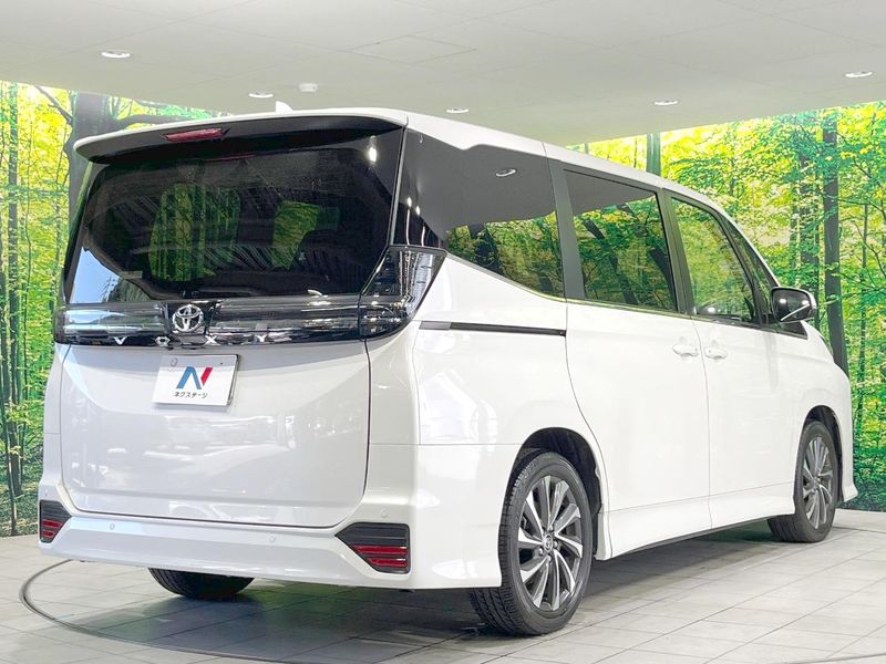 2025 Toyota Voxy 6BA-MZRA90W (UW-6a851f7537bbc)[18]