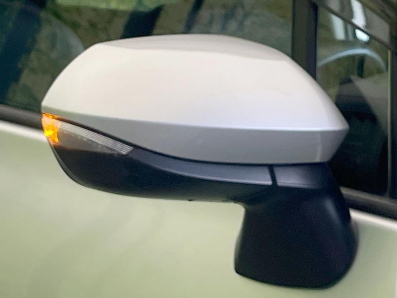 2017 Toyota Sienta DBA-NSP170G (UW-6a851f9175050)[13]