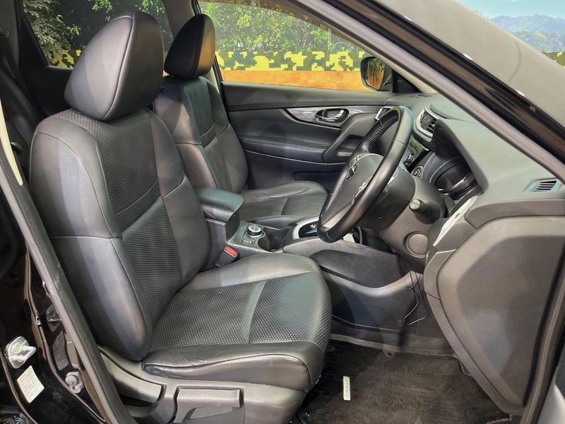 2014 Nissan X-Trail DBA-NT32 (UW-6a851f9727580)[24]