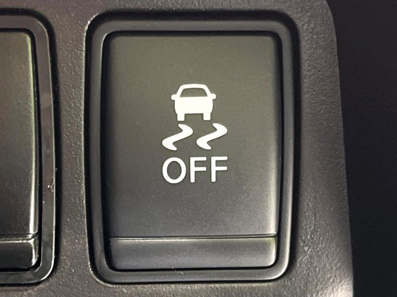 2016 Nissan X-Trail DBA-NT32 (UW-6a851f9a5be26)[25]