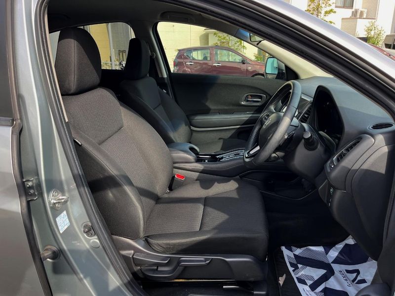 2015 Honda Vezel DAA-RU3 (UW-6a851fae82c24)[20]