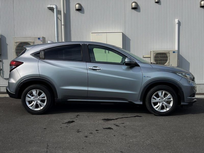 2015 Honda Vezel DAA-RU3 (UW-6a851fae82c24)[24]