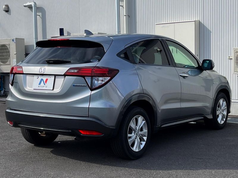 2015 Honda Vezel DAA-RU3 (UW-6a851fae82c24)[26]