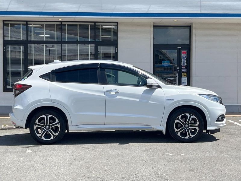 2019 Honda Vezel DAA-RU3 (UW-6a851fb1a2256)[15]