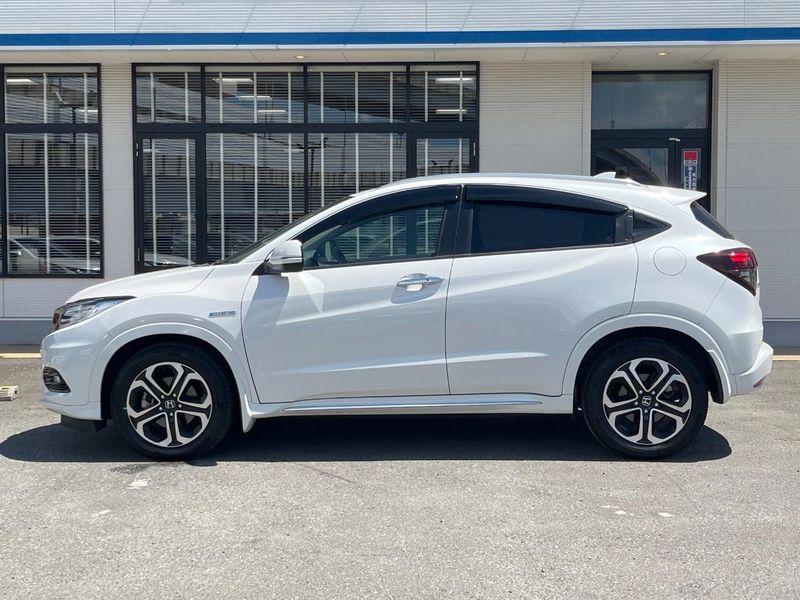 2019 Honda Vezel DAA-RU3 (UW-6a851fb1a2256)[19]
