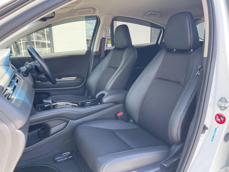 2019 Honda Vezel DAA-RU3 (UW-6a851fb1a2256)[20]