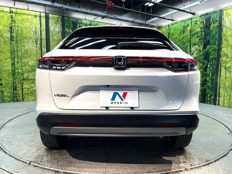 2023 Honda Vezel 6BA-RV3 (UW-6a851fb33d568)[24]