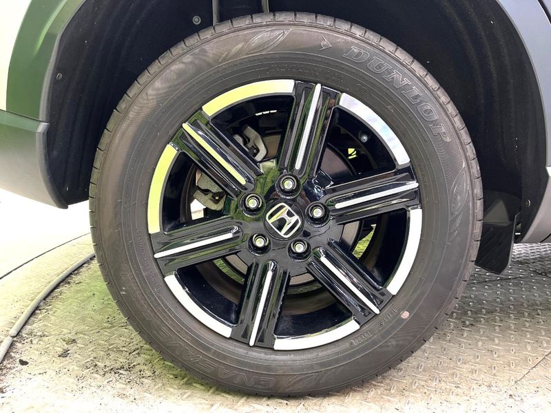 2023 Honda Vezel 6BA-RV3 (UW-6a851fb33d568)[17]
