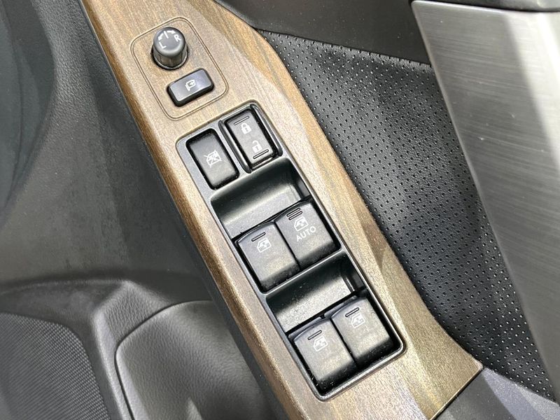 2013 Subaru Forester DBA-SJG (UW-6a851fd1c1253)[4]