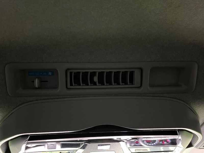 2019 Toyota Hiace Wagon CBA-TRH219W (UW-6a851fe2d4135)[25]