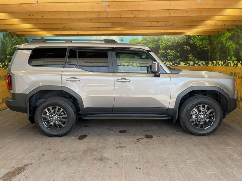 2024 Toyota Land Cruiser 250 3BA-TRJ250W (UW-6a851fed5c956)[24]