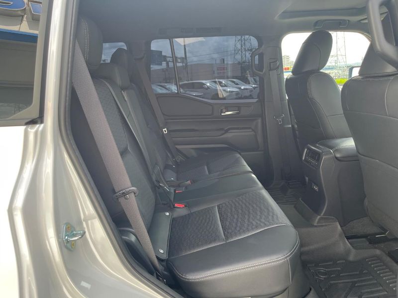 2026 Toyota Land Cruiser 250 3BA-TRJ250W (UW-6a851ff247008)[20]