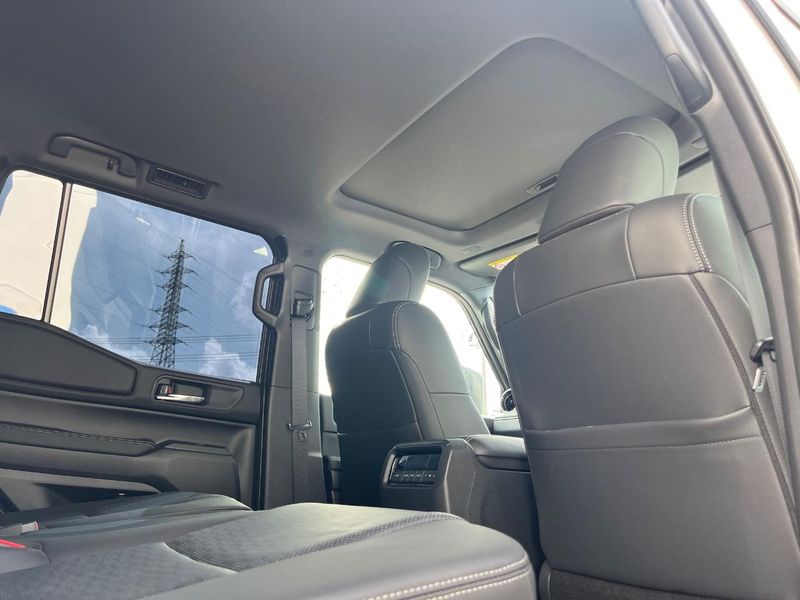 2026 Toyota Land Cruiser 250 3BA-TRJ250W (UW-6a851ff247008)[21]