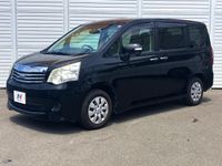 2013 Toyota Noah DBA-ZRR70G