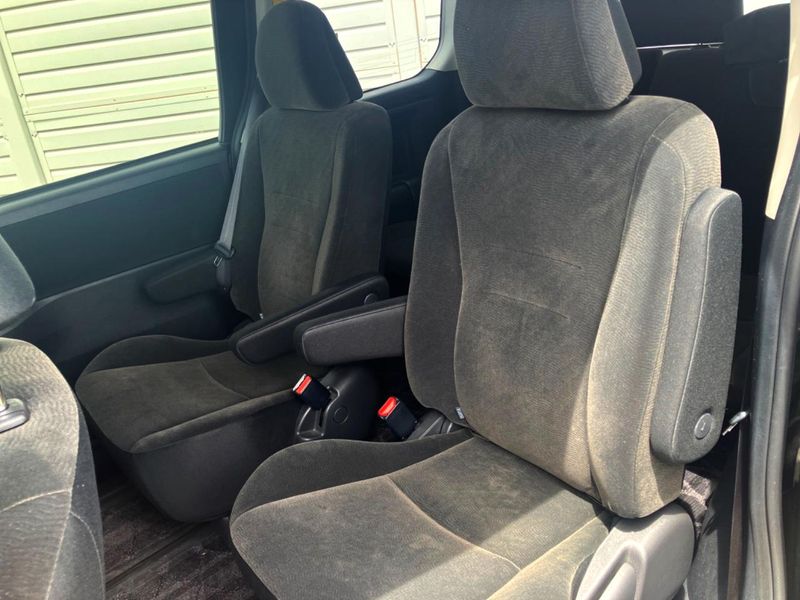 2013 Toyota Noah DBA-ZRR70G (UW-6a85202683b50)[6]