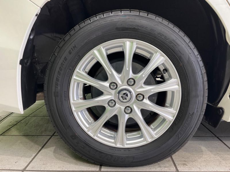 2014 Toyota Voxy DBA-ZRR80G (UW-6a852027383be)[22]