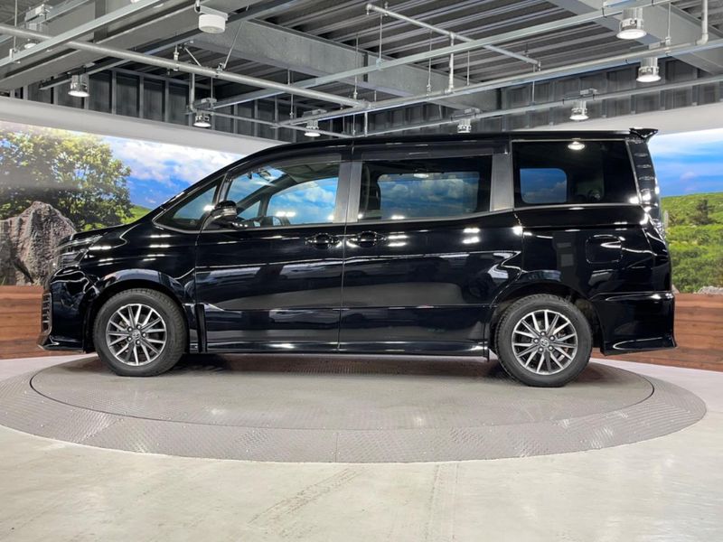 2014 Toyota Voxy DBA-ZRR80W (UW-6a852027e224a)[11]