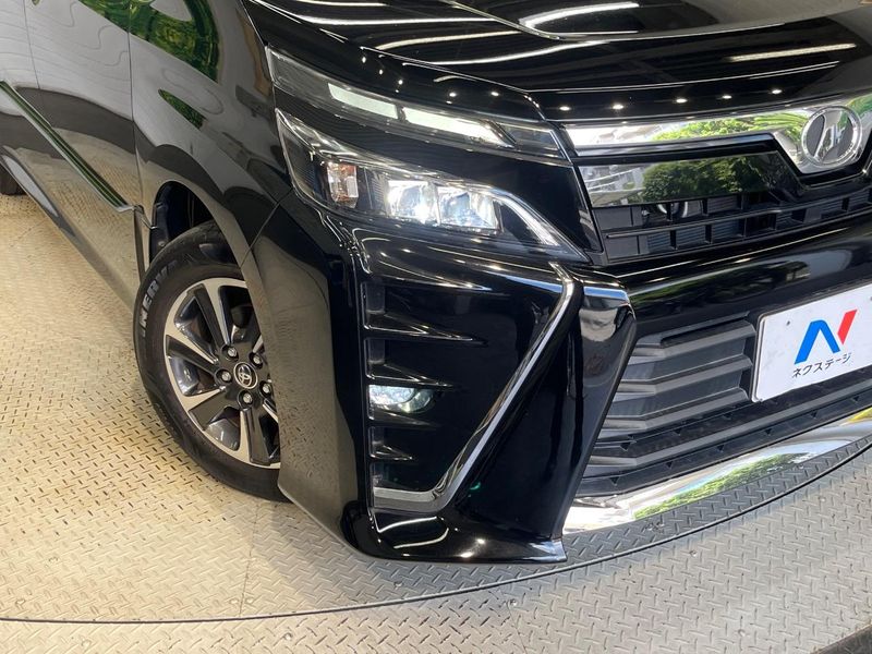 2018 Toyota Voxy DBA-ZRR80W (UW-6a8520311fdf9)[26]