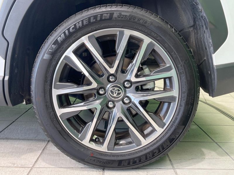 2025 Toyota Corolla Cross 6AA-ZVG13 (UW-6a85204816e8e)[13]