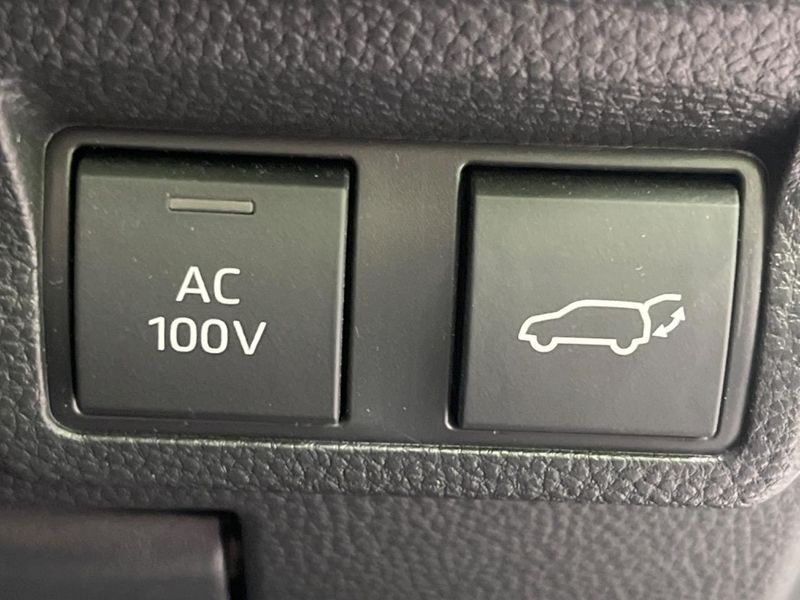 2025 Toyota Corolla Cross 6AA-ZVG13 (UW-6a85204816e8e)[21]
