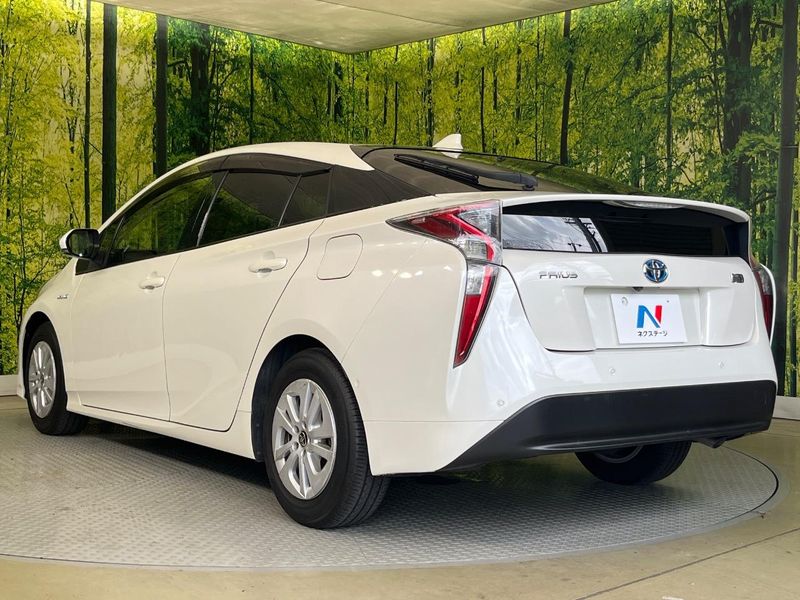 2017 Toyota Prius DAA-ZVW50 (UW-6a852052b830d)[10]
