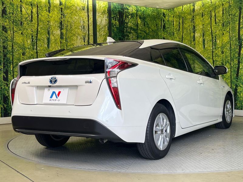 2017 Toyota Prius DAA-ZVW50 (UW-6a852052b830d)[12]
