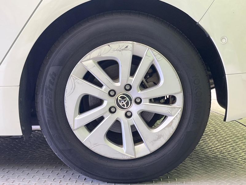 2017 Toyota Prius DAA-ZVW50 (UW-6a852052b830d)[23]