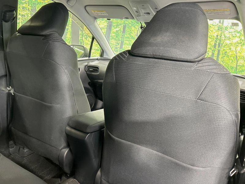 2017 Toyota Prius DAA-ZVW50 (UW-6a852052df652)[29]