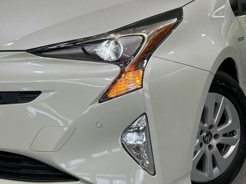 2017 Toyota Prius DAA-ZVW50 (UW-6a852052df652)[12]